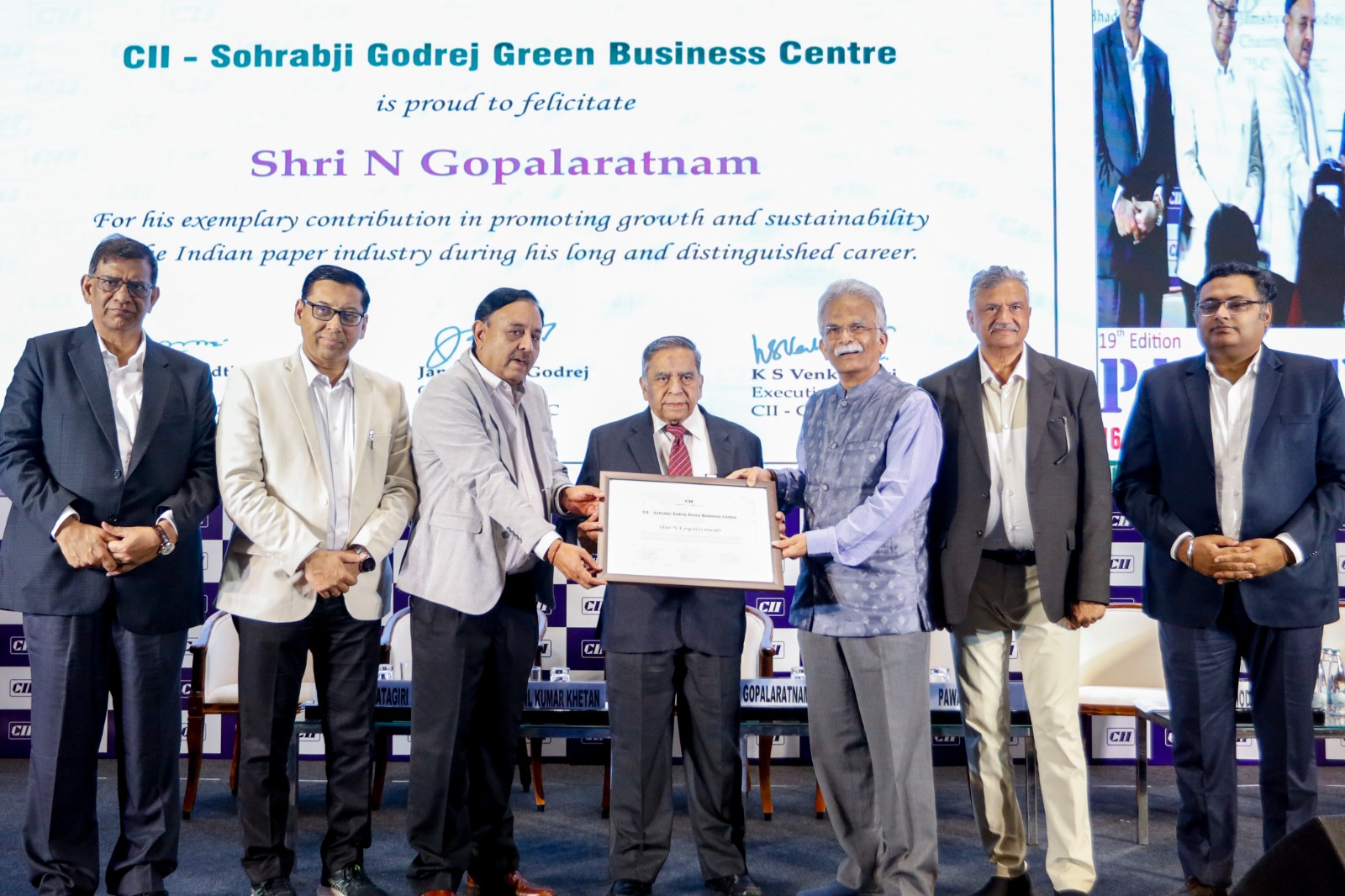 Felicitation moment 4